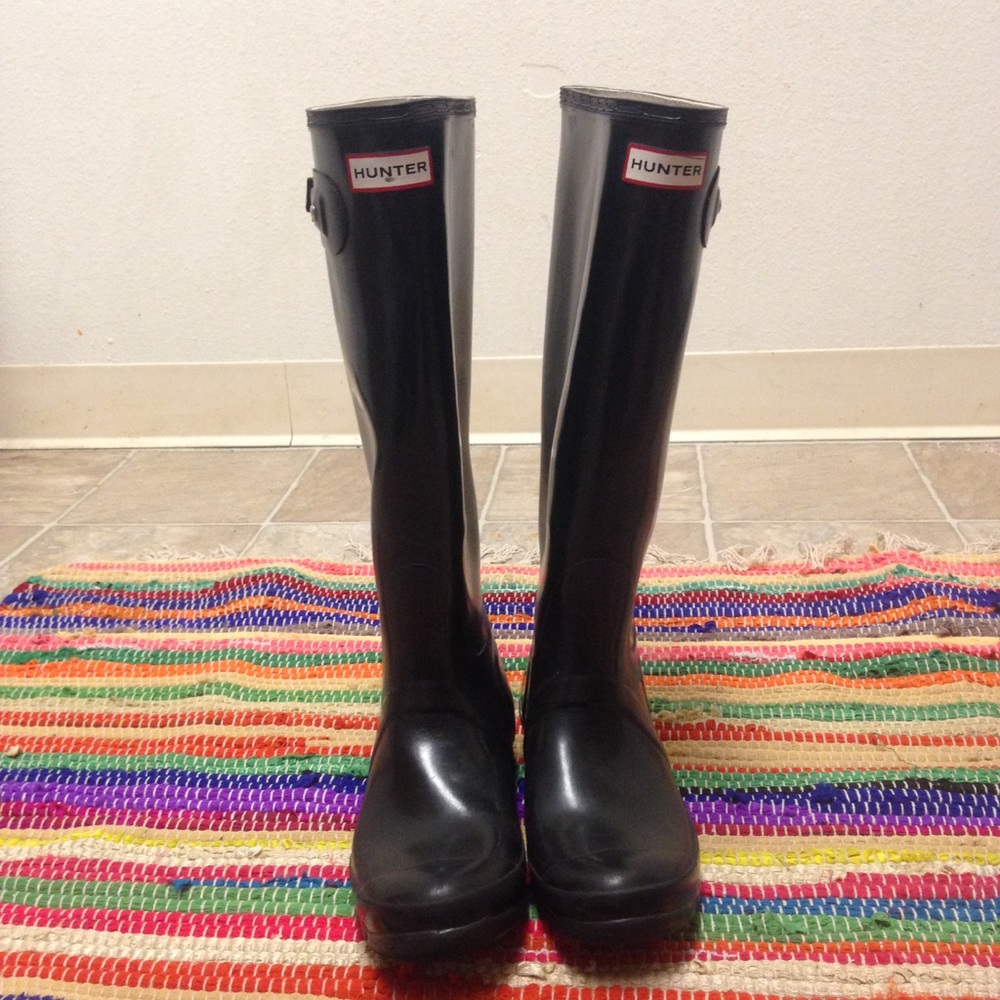 Hunter Tall Black Glossy Boots - Picture 2 of 8